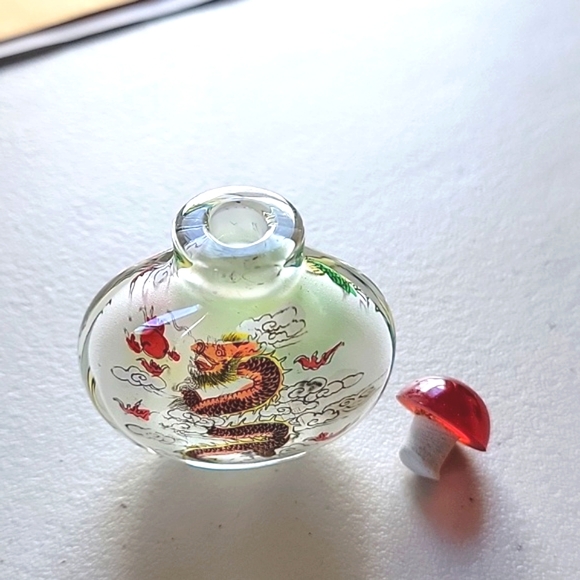 Vintage Chinese Art Glass Snuff Bottle - Picture 5 of 5